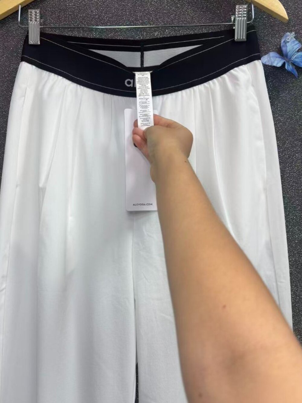 NWT ALO Yoga🦄Suit Up Trouser White Black Regular 30" Work Travel Pants - Picture 3 of 8
